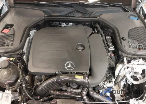 2023 Mercedes-Benz E 350 4Matic z USA, uszkodzony, nr VIN W1KZF8EB2PB137329